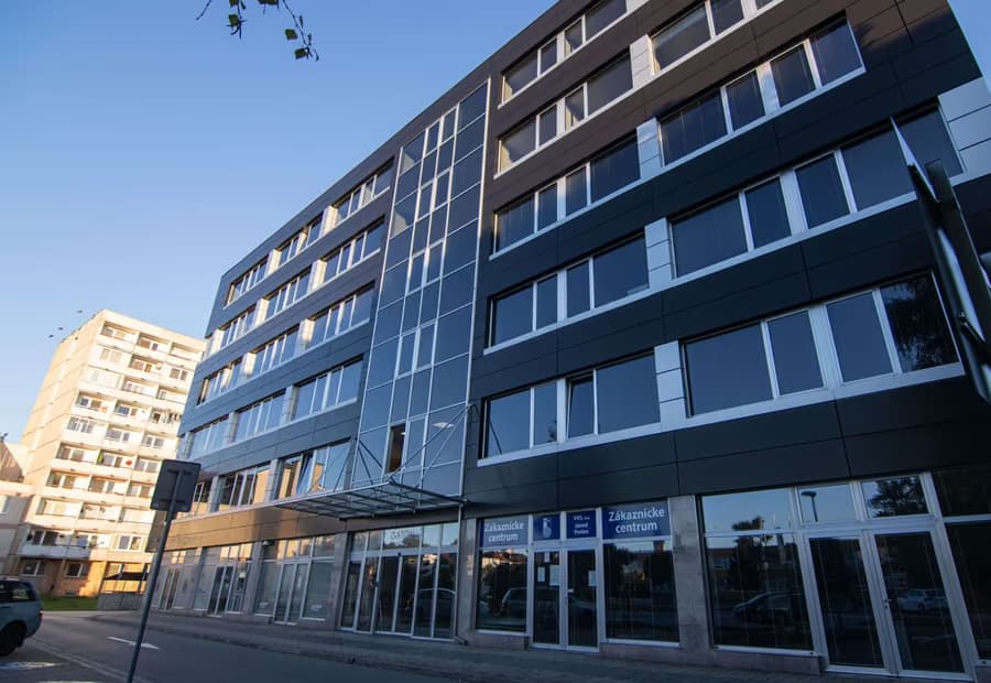 Gaton business centers